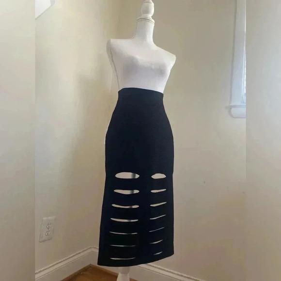 Cushnie et Ochs Black Ribbed Knit Slash Cutout Skirt Size M - Picture 2 of 7